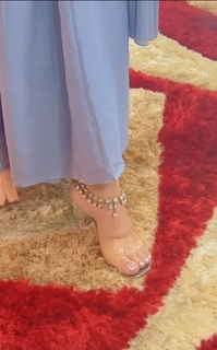 Geet Gambhir feet photo thumbnail