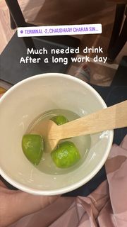 Geet Gambhir feet photo thumbnail