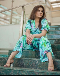 Geet Gambhir feet photo thumbnail