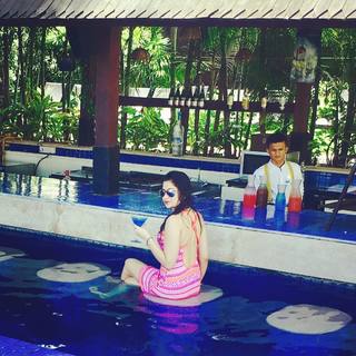 Geet Gambhir feet photo thumbnail