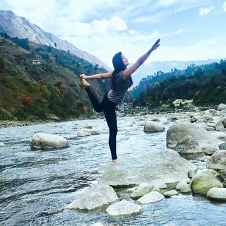 Geet Gambhir feet photo thumbnail