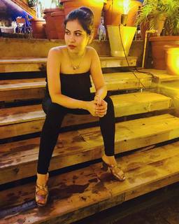 Geet Gambhir feet photo thumbnail