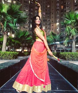 Geet Gambhir feet photo thumbnail