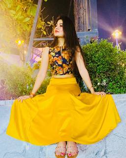 Geet Gambhir feet photo thumbnail