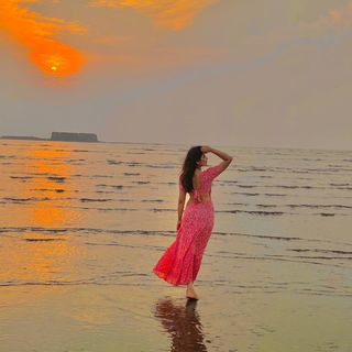 Geet Gambhir feet photo thumbnail