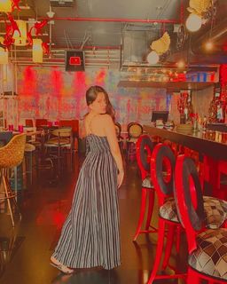 Geet Gambhir feet photo thumbnail