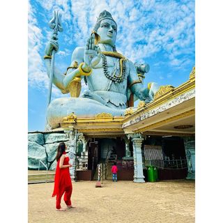 Geet Gambhir feet photo thumbnail