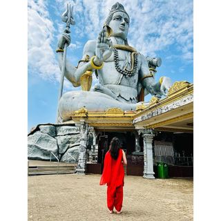 Geet Gambhir feet photo thumbnail