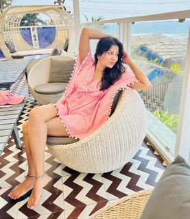 Geet Gambhir feet photo thumbnail