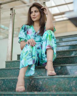 Geet Gambhir feet photo thumbnail