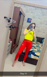 Geet Gambhir feet photo thumbnail