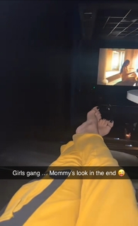 Geet Gambhir feet photo thumbnail