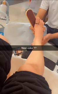 Geet Gambhir feet photo thumbnail