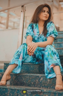 Geet Gambhir feet photo thumbnail