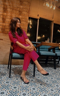 Geet Gambhir feet photo thumbnail