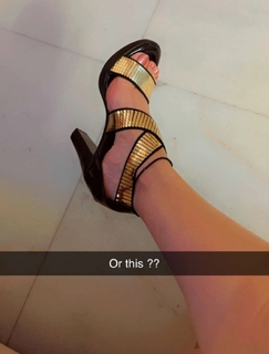 Geet Gambhir feet photo thumbnail