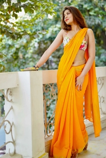 Geet Gambhir feet photo thumbnail