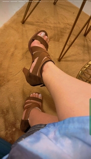 Geet Gambhir feet photo thumbnail