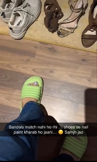 Geet Gambhir feet photo thumbnail