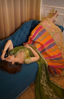 Geet Gambhir feet photo thumbnail