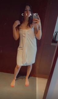 Geet Gambhir feet photo thumbnail