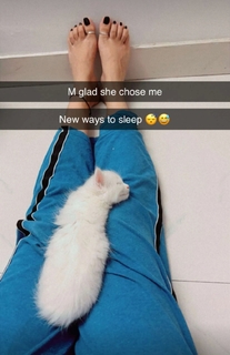 Geet Gambhir feet photo thumbnail