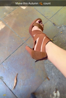 Geet Gambhir feet photo thumbnail