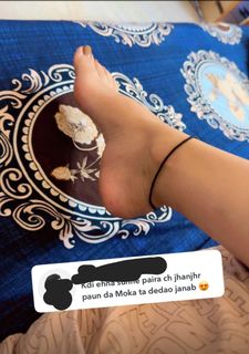 Geet Gambhir feet photo thumbnail