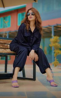 Geet Gambhir feet photo thumbnail