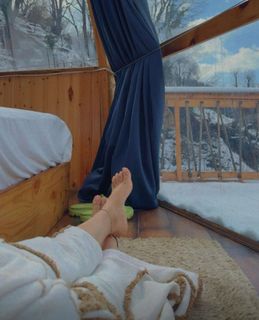 Geet Gambhir feet photo thumbnail