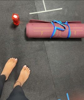 Geet Gambhir feet photo thumbnail