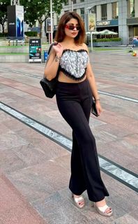 Geet Gambhir feet photo thumbnail