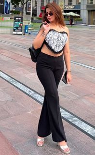 Geet Gambhir feet photo thumbnail