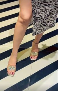 Geet Gambhir feet photo thumbnail