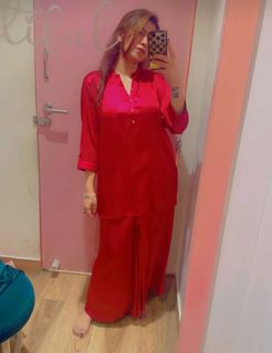 Geet Gambhir feet photo thumbnail