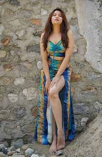 Geet Gambhir feet photo thumbnail