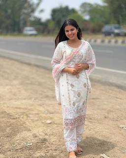 Geet Goraya feet photo 3