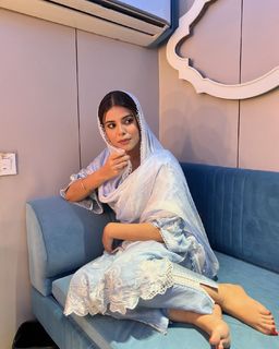 Geet Goraya feet photo 7