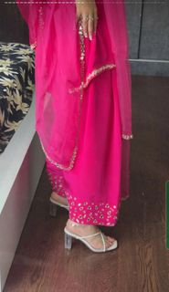 Geet Goraya feet photo 6