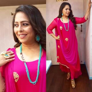 Geeta Kapoor feet photo 16