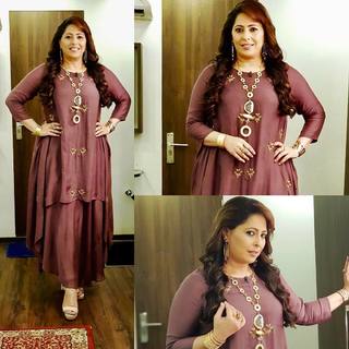 Geeta Kapoor feet photo 12