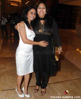 Geeta Kapoor feet photo 3