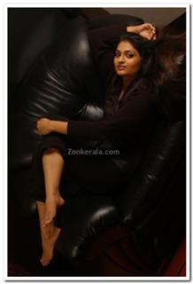 Geethu Mohandas feet photo 3