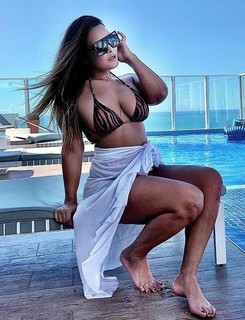 Geisy Arruda feet photo 2