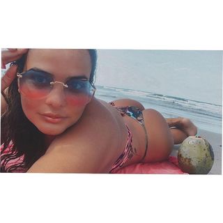 Geisy Arruda feet photo 1