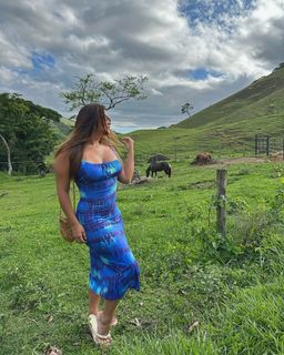 Geisy Arruda feet photo 2