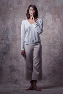 Gemma Arterton feet photo thumbnail