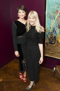 Gemma Arterton feet photo thumbnail