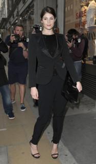 Gemma Arterton feet photo thumbnail