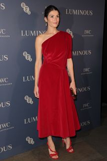 Gemma Arterton feet photo thumbnail